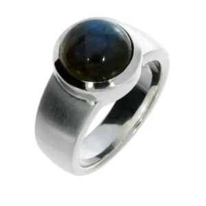 Triangel Ring si Labardorith 10 mm