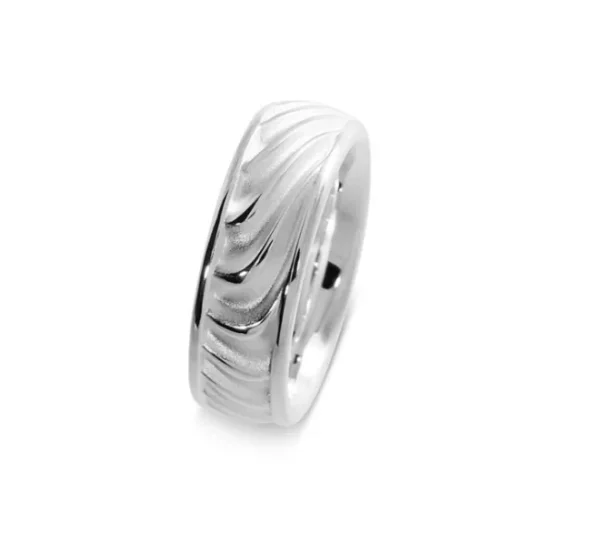 Triangel Ring Waves 6 mm Silber